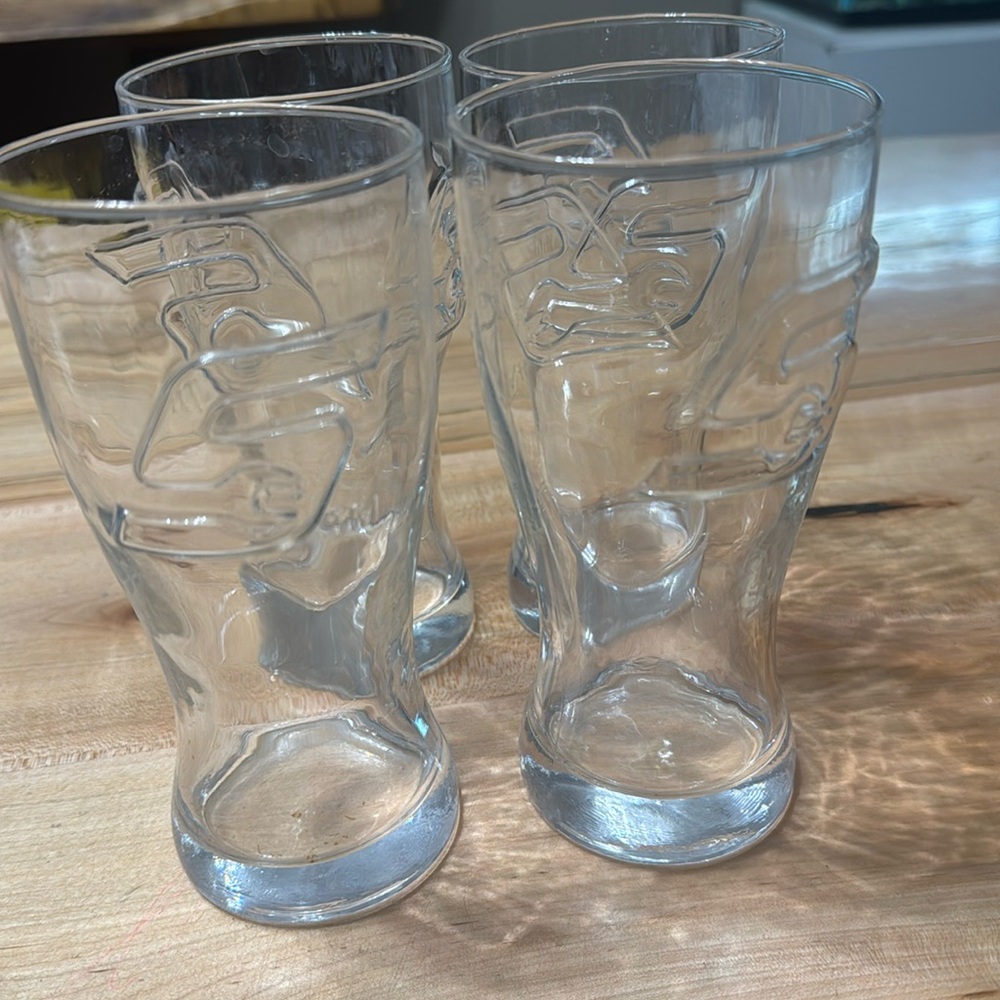 Set of 4 Snap-On cups